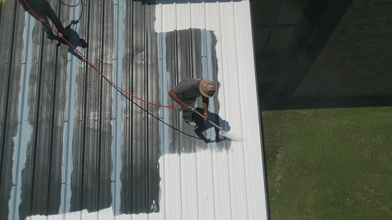 Entretien de toiture à Poitiers : protégez votre maison durablement